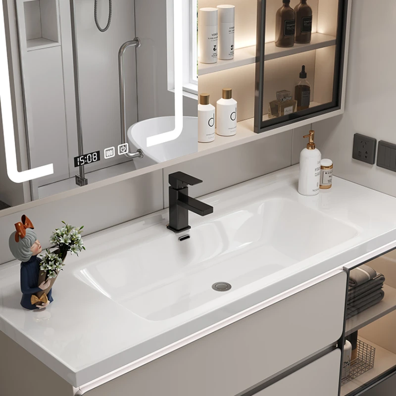 Bathroom Cabinet Items Garage  - Luxury Skincare Items のレビューと価格