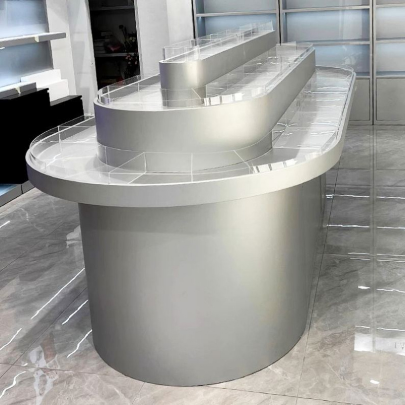 custom.Customised Luxury Skinc - Luxury Skincare Shop のレビューと価格