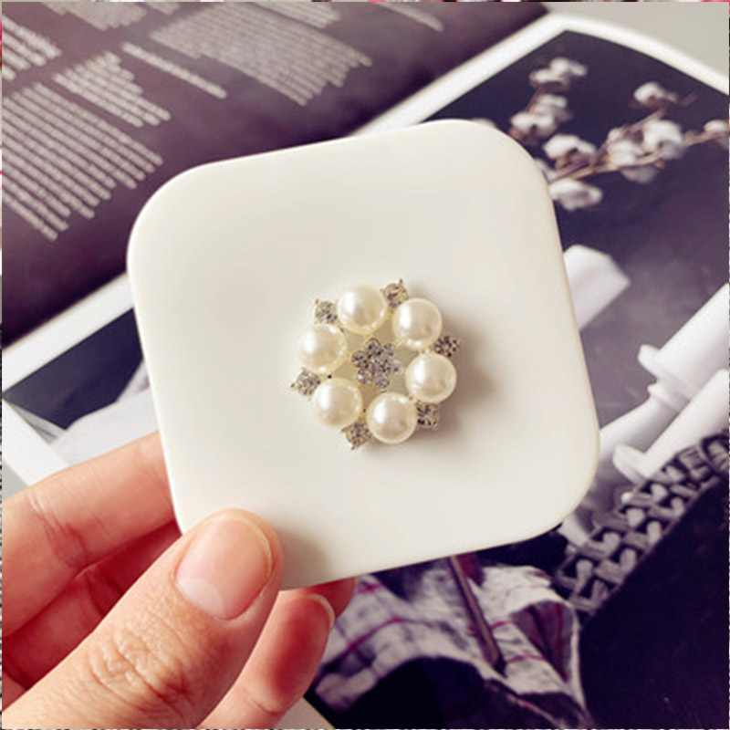 Cute Contact Lenses Case Luxur - Luxury Skincare Products のレビューと価格